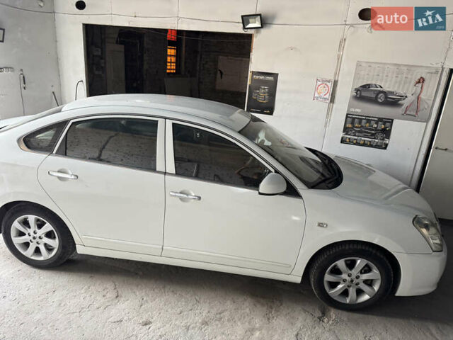 Белый Донг Фенг E11K, объемом двигателя 0 л и пробегом 72 тыс. км за 9500 $, фото 4 на Automoto.ua