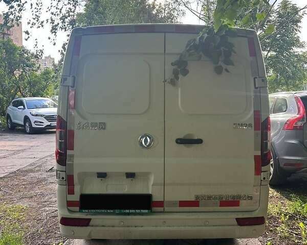 Білий Донг Фенг EM26, об'ємом двигуна 0 л та пробігом 1 тис. км за 20000 $, фото 3 на Automoto.ua