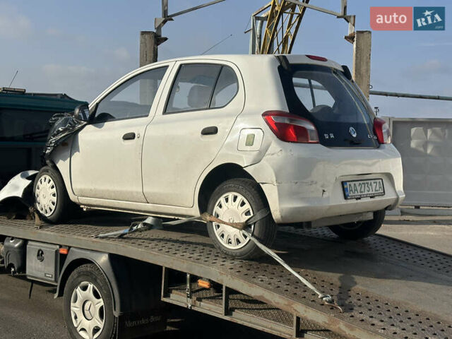 Білий Донг Фенг ER30, об'ємом двигуна 0 л та пробігом 15 тис. км за 2999 $, фото 3 на Automoto.ua