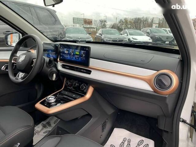 Донг Фенг EX1, объемом двигателя 0 л и пробегом 1 тыс. км за 18500 $, фото 13 на Automoto.ua