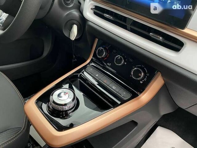Донг Фенг EX1, объемом двигателя 0 л и пробегом 1 тыс. км за 18500 $, фото 15 на Automoto.ua