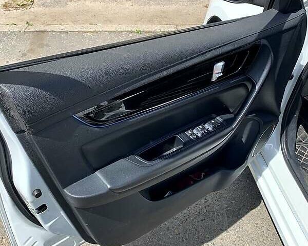 Белый Донг Фенг Fengxing S50-EV, объемом двигателя 0 л и пробегом 44 тыс. км за 11000 $, фото 4 на Automoto.ua