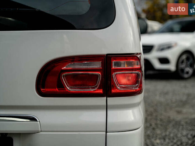 Белый Донг Фенг M5EV, объемом двигателя 0 л и пробегом 32 тыс. км за 22900 $, фото 6 на Automoto.ua