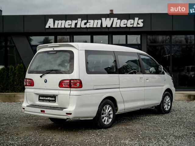 Белый Донг Фенг M5EV, объемом двигателя 0 л и пробегом 32 тыс. км за 22900 $, фото 4 на Automoto.ua