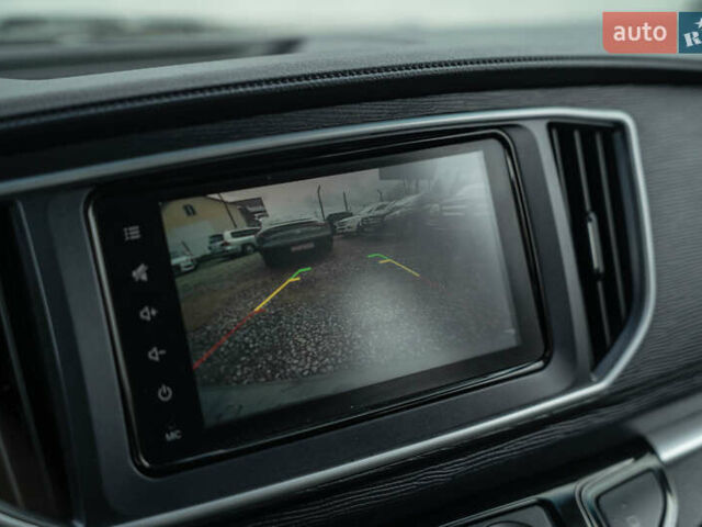 Белый Донг Фенг M5EV, объемом двигателя 0 л и пробегом 32 тыс. км за 22900 $, фото 19 на Automoto.ua