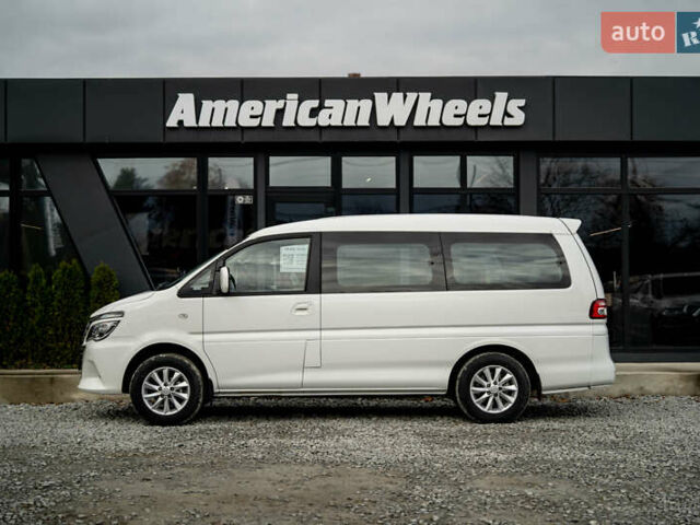 Белый Донг Фенг M5EV, объемом двигателя 0 л и пробегом 32 тыс. км за 22900 $, фото 3 на Automoto.ua