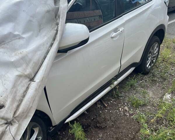 Белый Донг Фенг X-NV, объемом двигателя 0 л и пробегом 41 тыс. км за 7000 $, фото 2 на Automoto.ua