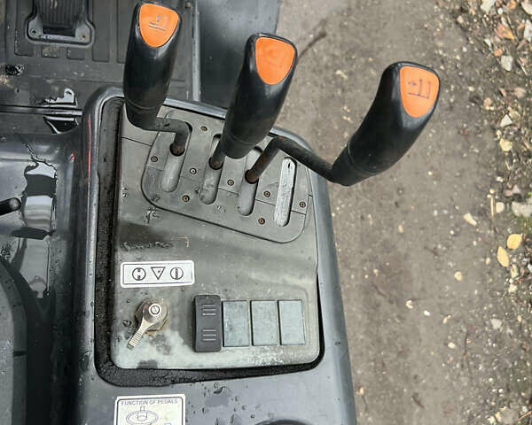 Оранжевый Дусан 255 LC-V, объемом двигателя 2 л и пробегом 6 тыс. км за 12999 $, фото 26 на Automoto.ua