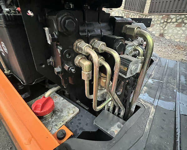 Оранжевый Дусан 255 LC-V, объемом двигателя 2 л и пробегом 6 тыс. км за 12999 $, фото 32 на Automoto.ua