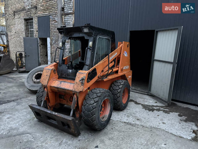 Дусан 450 plus 2008 у Києві на Automoto.ua Дусан 450 plus, об'ємом двигуна 0 л та пробігом 0 тис. км за 15000 $, фото 2 на Automoto.ua