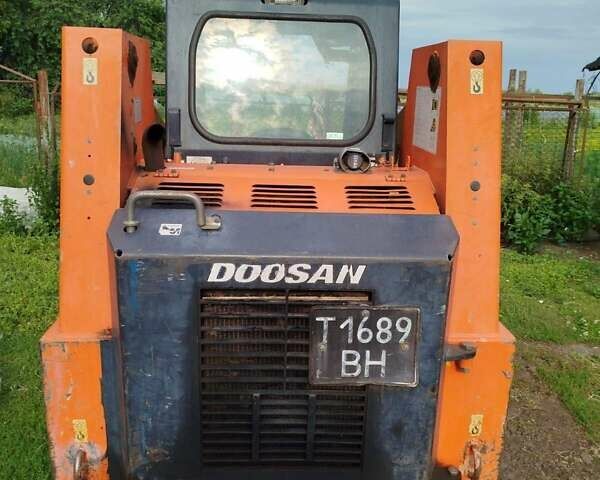 Оранжевый Дусан 450 plus, объемом двигателя 3 л и пробегом 120 тыс. км за 15800 $, фото 4 на Automoto.ua