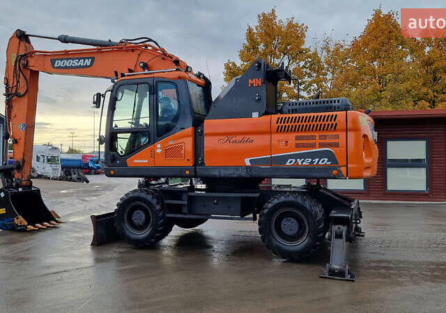 Дусан DX, объемом двигателя 0 л и пробегом 7 тыс. км за 105249 $, фото 4 на Automoto.ua