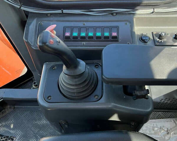 Дусан DISD SN 300N, об'ємом двигуна 0 л та пробігом 600 тис. км за 65000 $, фото 5 на Automoto.ua