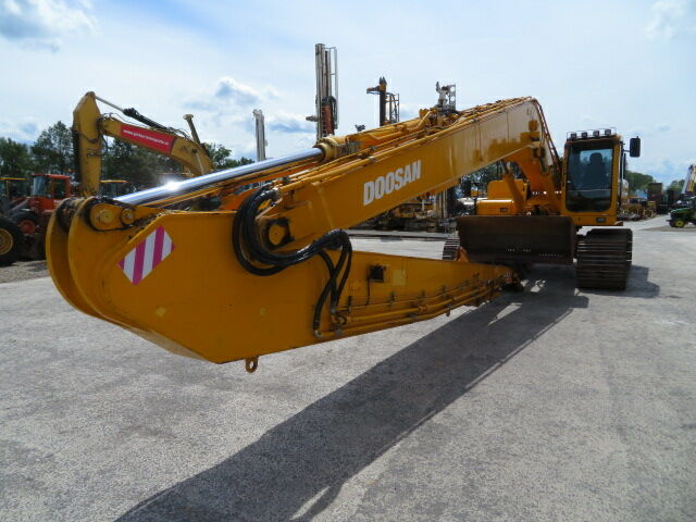 Дусан Другая, объемом двигателя 0 л и пробегом 0 тыс. км за 98329 $, фото 12 на Automoto.ua