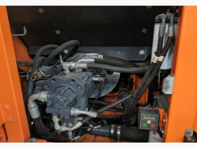 Дусан Другая, объемом двигателя 0 л и пробегом 0 тыс. км за 57693 $, фото 16 на Automoto.ua