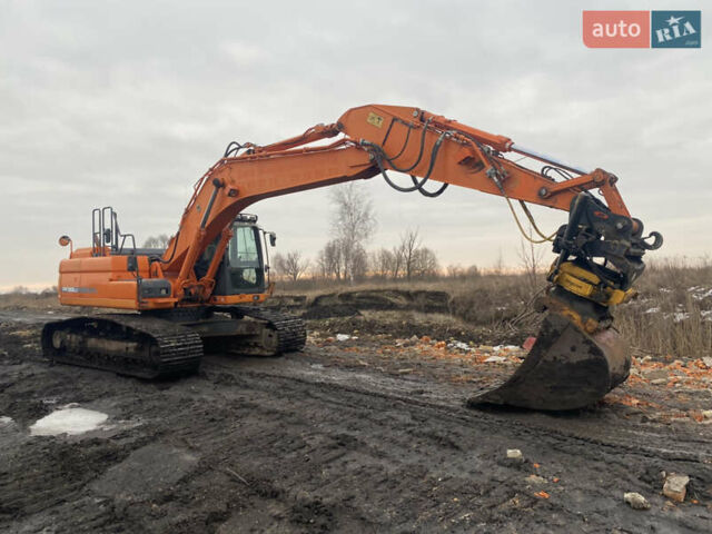 Помаранчевий Дусан DX 255LC, об'ємом двигуна 5.9 л та пробігом 12 тис. км за 72000 $, фото 3 на Automoto.ua