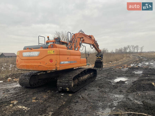 Помаранчевий Дусан DX 255LC, об'ємом двигуна 5.9 л та пробігом 12 тис. км за 72000 $, фото 4 на Automoto.ua