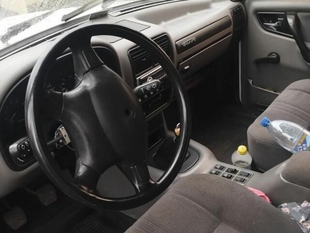 Білий Інша Інша, об'ємом двигуна 2.4 л та пробігом 67 тис. км за 1300 $, фото 2 на Automoto.ua