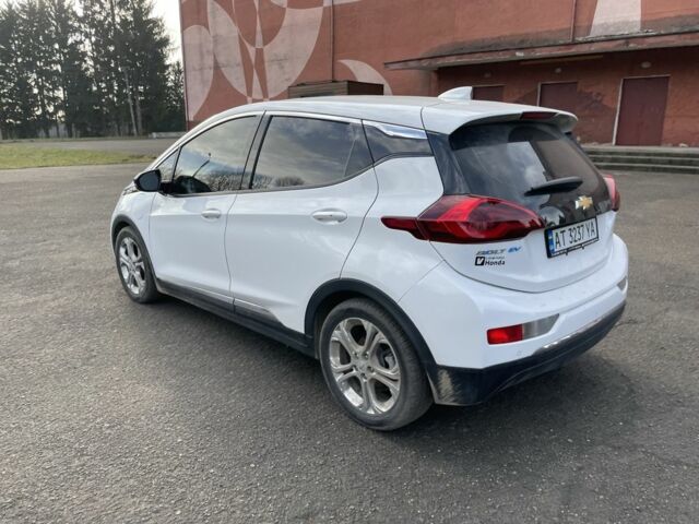 Белый Другая Другая, объемом двигателя 0 л и пробегом 144 тыс. км за 12500 $, фото 6 на Automoto.ua