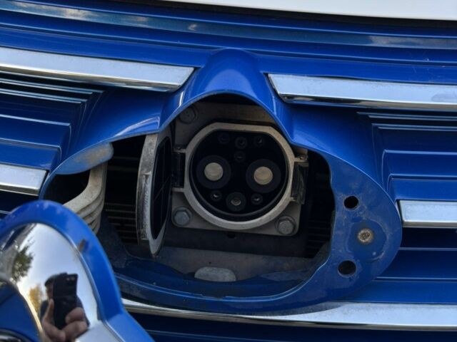 Белый Другая Другая, объемом двигателя 0 л и пробегом 30 тыс. км за 10000 $, фото 7 на Automoto.ua