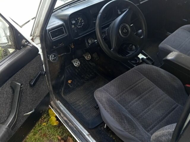 Белый Другая Другая, объемом двигателя 1 л и пробегом 200 тыс. км за 473 $, фото 5 на Automoto.ua