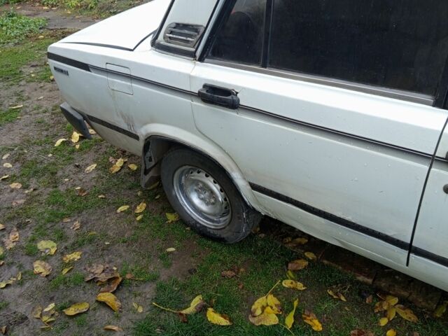 Белый Другая Другая, объемом двигателя 1 л и пробегом 200 тыс. км за 473 $, фото 4 на Automoto.ua