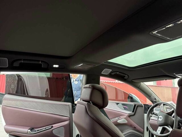 Белый Другая Другая, объемом двигателя 0 л и пробегом 11 тыс. км за 58000 $, фото 1 на Automoto.ua