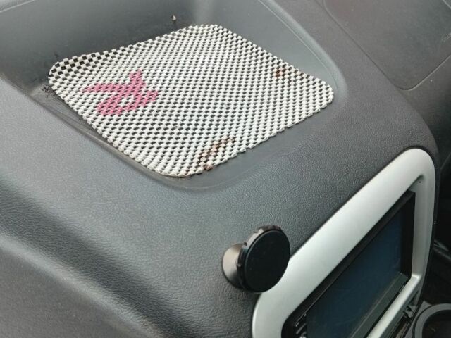 Бежевый Другая Другая, объемом двигателя 1.5 л и пробегом 90 тыс. км за 4000 $, фото 4 на Automoto.ua