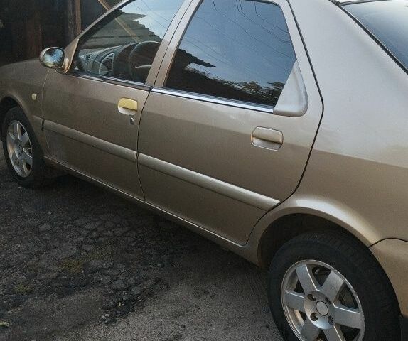 Бежевый Другая Другая, объемом двигателя 1.5 л и пробегом 157 тыс. км за 2300 $, фото 2 на Automoto.ua