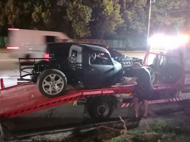 Черный Другая Другая, объемом двигателя 3 л и пробегом 30 тыс. км за 8000 $, фото 11 на Automoto.ua