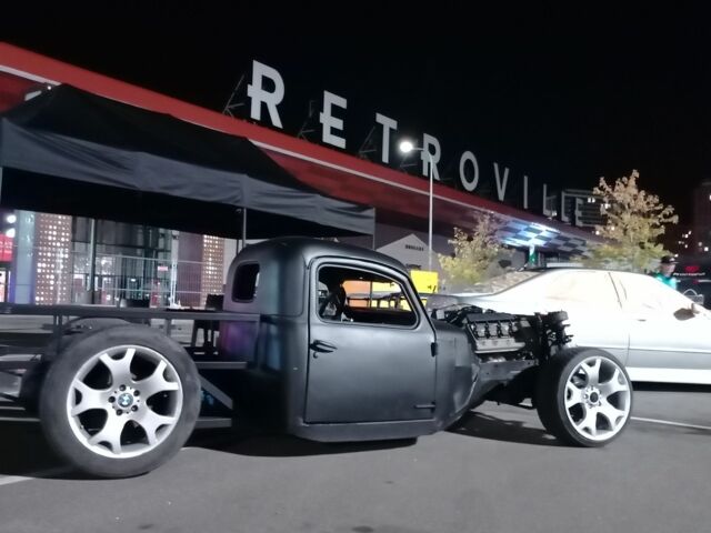 Черный Другая Другая, объемом двигателя 3 л и пробегом 30 тыс. км за 8000 $, фото 1 на Automoto.ua