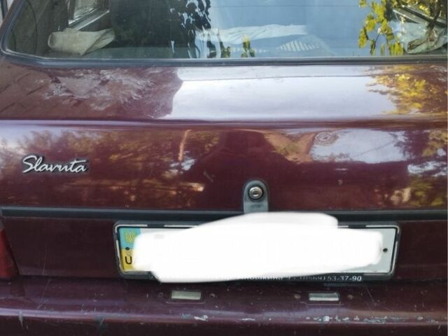 Красный Другая Другая, объемом двигателя 0 л и пробегом 305 тыс. км за 600 $, фото 1 на Automoto.ua