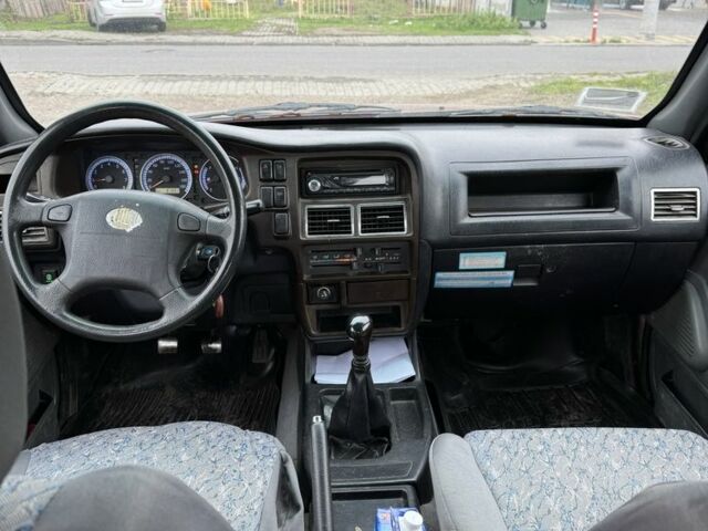 Красный Другая Другая, объемом двигателя 2.3 л и пробегом 81 тыс. км за 2850 $, фото 7 на Automoto.ua