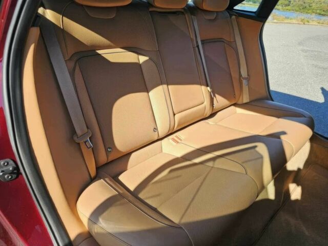 Красный Другая Другая, объемом двигателя 0 л и пробегом 15 тыс. км за 28000 $, фото 10 на Automoto.ua