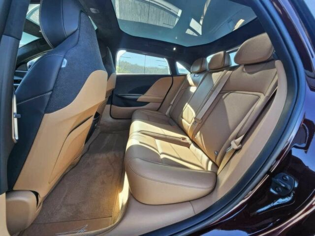 Червоний Інша Інша, об'ємом двигуна 0 л та пробігом 19 тис. км за 16000 $, фото 11 на Automoto.ua