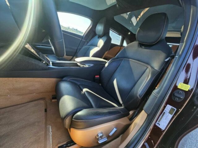 Красный Другая Другая, объемом двигателя 0 л и пробегом 15 тыс. км за 28000 $, фото 8 на Automoto.ua