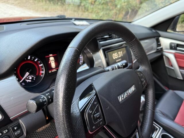 Червоний Інша Інша, об'ємом двигуна 1.5 л та пробігом 70 тис. км за 17000 $, фото 9 на Automoto.ua