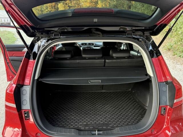 Червоний Інша Інша, об'ємом двигуна 1.5 л та пробігом 70 тис. км за 17000 $, фото 17 на Automoto.ua