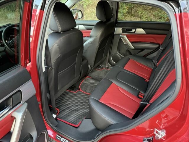 Червоний Інша Інша, об'ємом двигуна 1.5 л та пробігом 70 тис. км за 17000 $, фото 15 на Automoto.ua