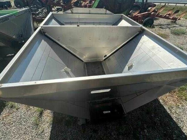 Другая Другая, объемом двигателя 0 л и пробегом 0 тыс. км за 10000 $, фото 2 на Automoto.ua