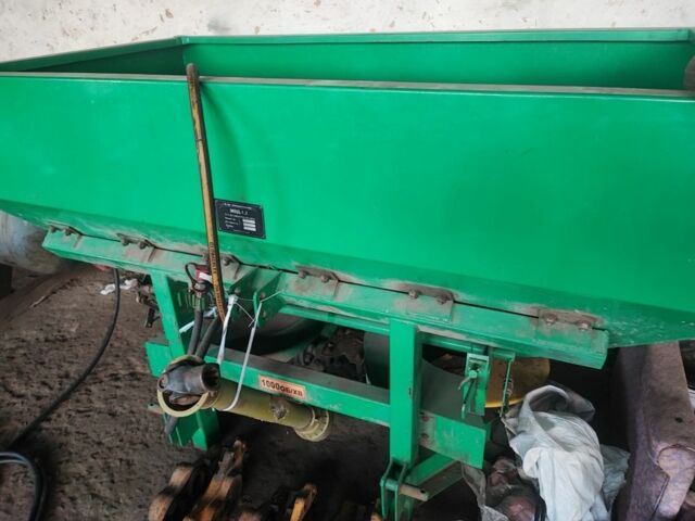 Другая Другая, объемом двигателя 0 л и пробегом 0 тыс. км за 1000 $, фото 3 на Automoto.ua