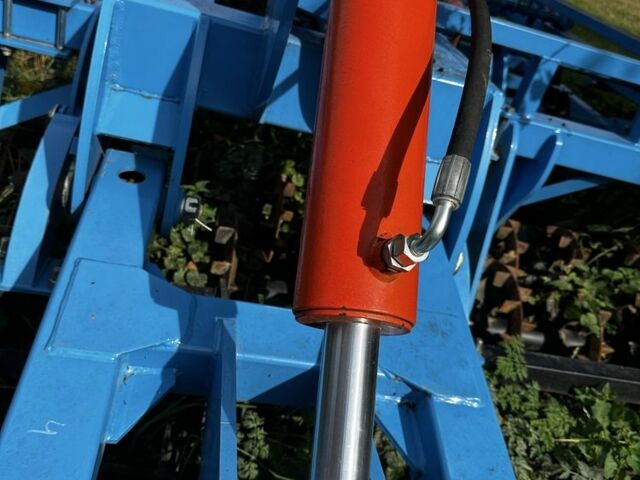 Другая Другая, объемом двигателя 0 л и пробегом 0 тыс. км за 15000 $, фото 4 на Automoto.ua