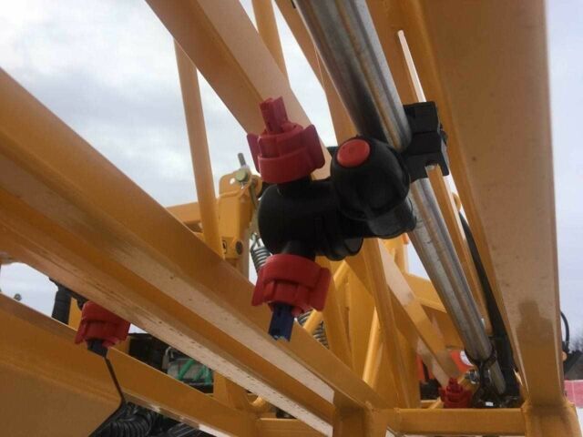 Другая Другая, объемом двигателя 0 л и пробегом 0 тыс. км за 850000 $, фото 12 на Automoto.ua