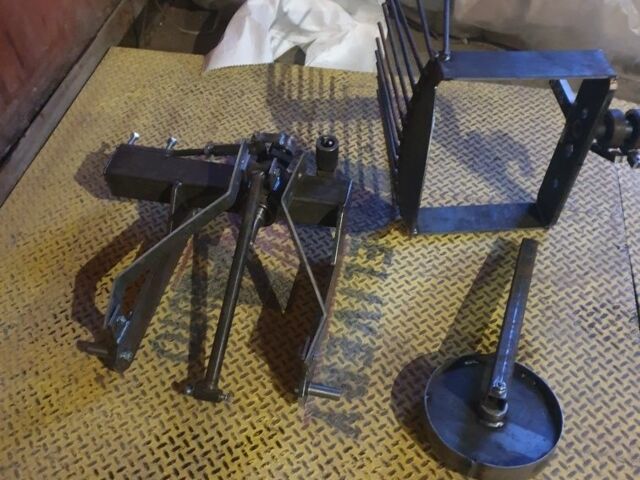 Другая Другая, объемом двигателя 0 л и пробегом 0 тыс. км за 12000 $, фото 4 на Automoto.ua