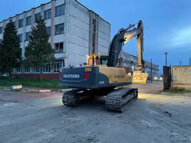 Другая Другая, объемом двигателя 0 л и пробегом 0 тыс. км за 75000 $, фото 14 на Automoto.ua