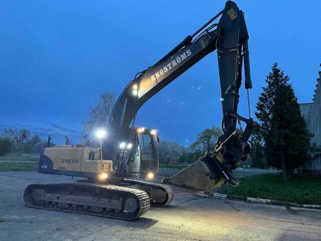 Другая Другая, объемом двигателя 0 л и пробегом 0 тыс. км за 75000 $, фото 15 на Automoto.ua