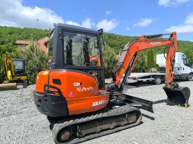 Другая Другая, объемом двигателя 0 л и пробегом 0 тыс. км за 32000 $, фото 5 на Automoto.ua