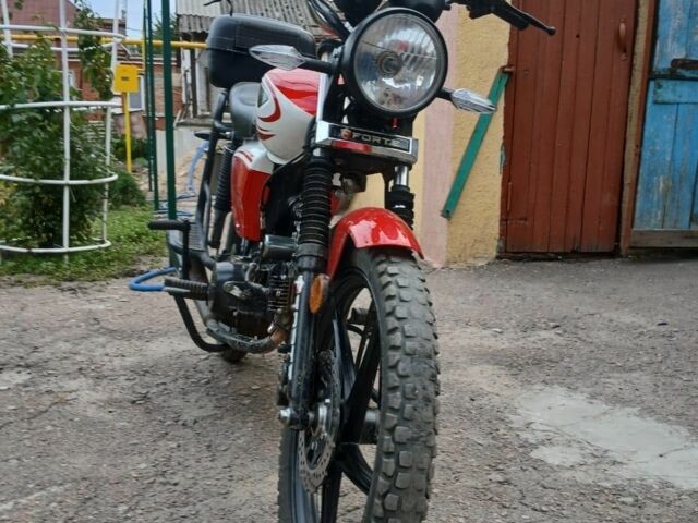 Другая Другая, объемом двигателя 2.3 л и пробегом 0 тыс. км за 700 $, фото 2 на Automoto.ua