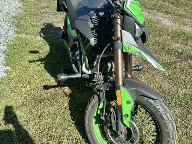 Інша Інша, об'ємом двигуна 2.3 л та пробігом 0 тис. км за 1600 $, фото 2 на Automoto.ua