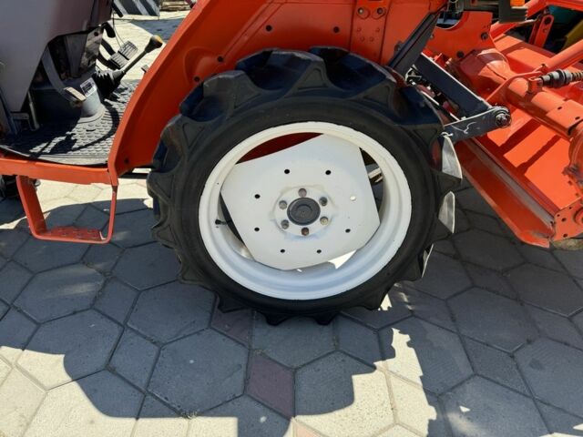 Другая Другая, объемом двигателя 0 л и пробегом 800 тыс. км за 7500 $, фото 2 на Automoto.ua